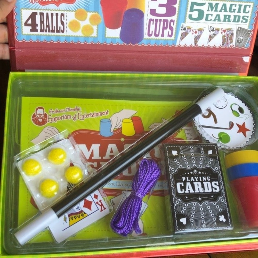 Kids Magic Set - Picture 2 of 5